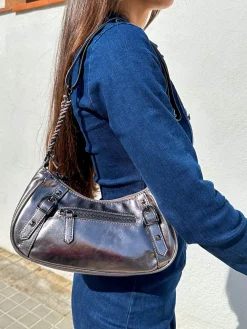 Bolso baguette hebillas plateado