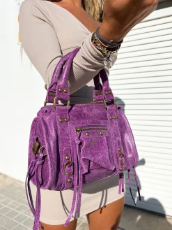 Bolso hebillas piel mate violeta