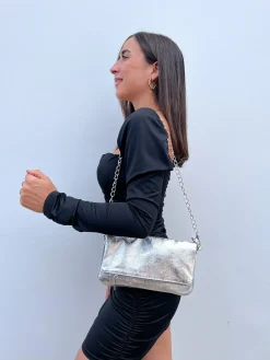 Bolso piel cadenas plata
