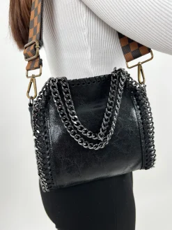 Bolso pocket bag brillo negro