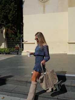 Bolso tachas maxi beige