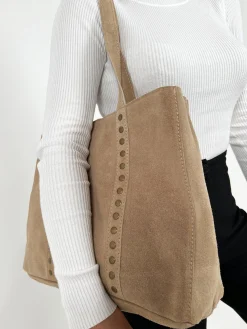 Bolso tachas maxi beige