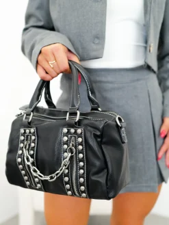 Bolso tachuelas vegano negro
