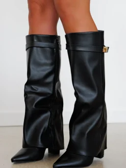 Bota tacón solapa detalle negra