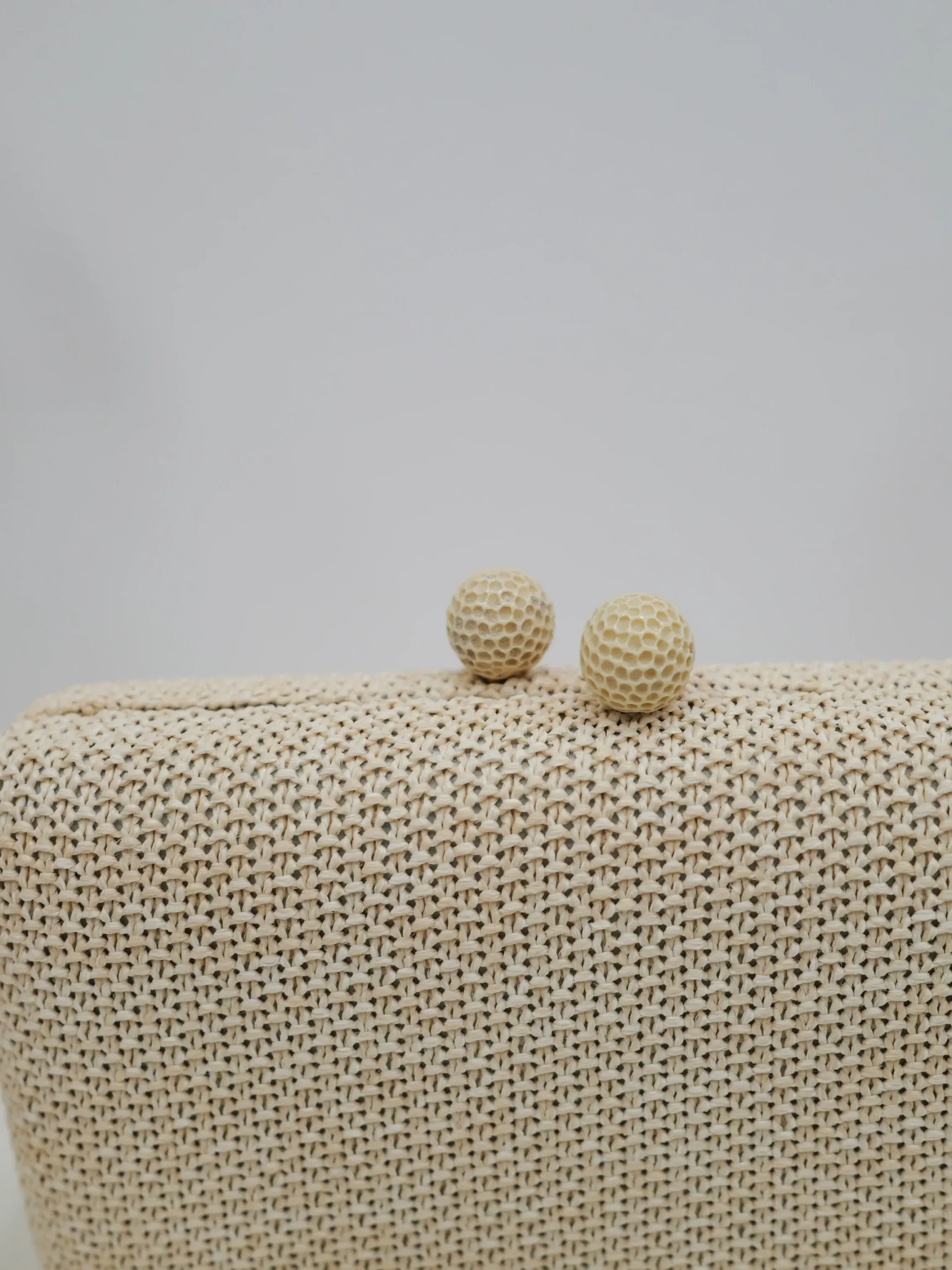 Clutch fiesta efecto rafia beige