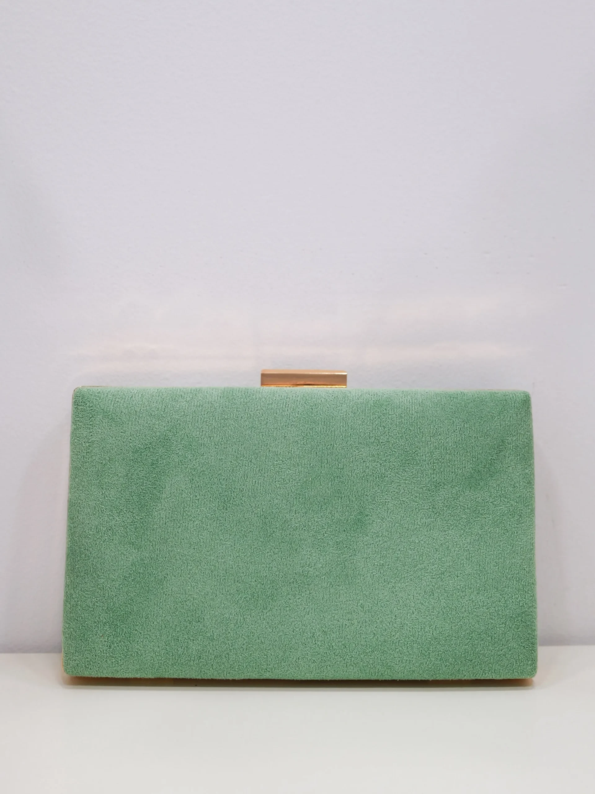 Clutch horizontal menta