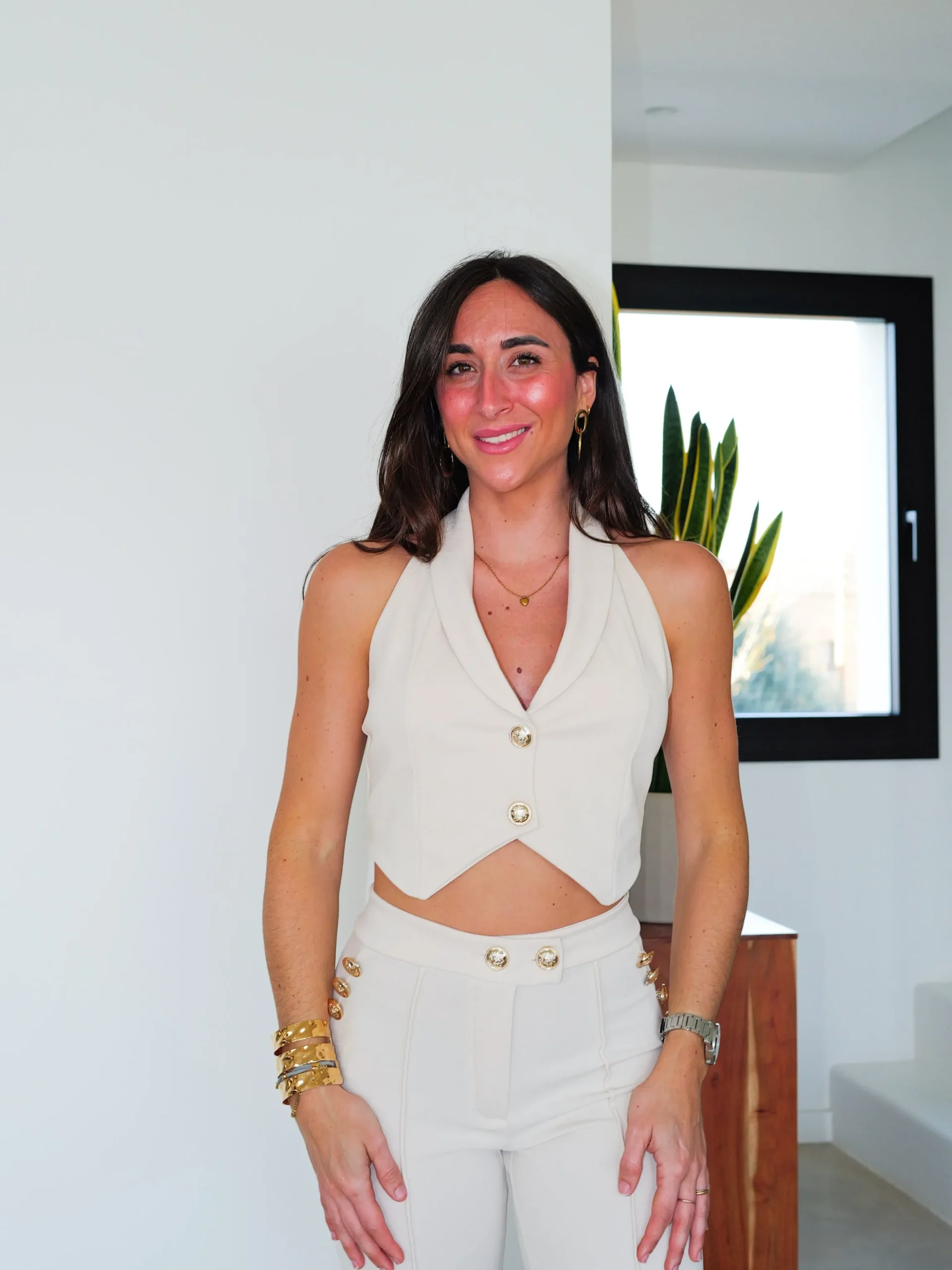 Conjunto largo botones beige
