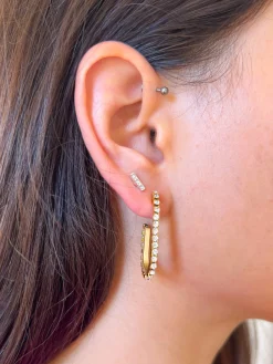 Pendientes brillantes dorados