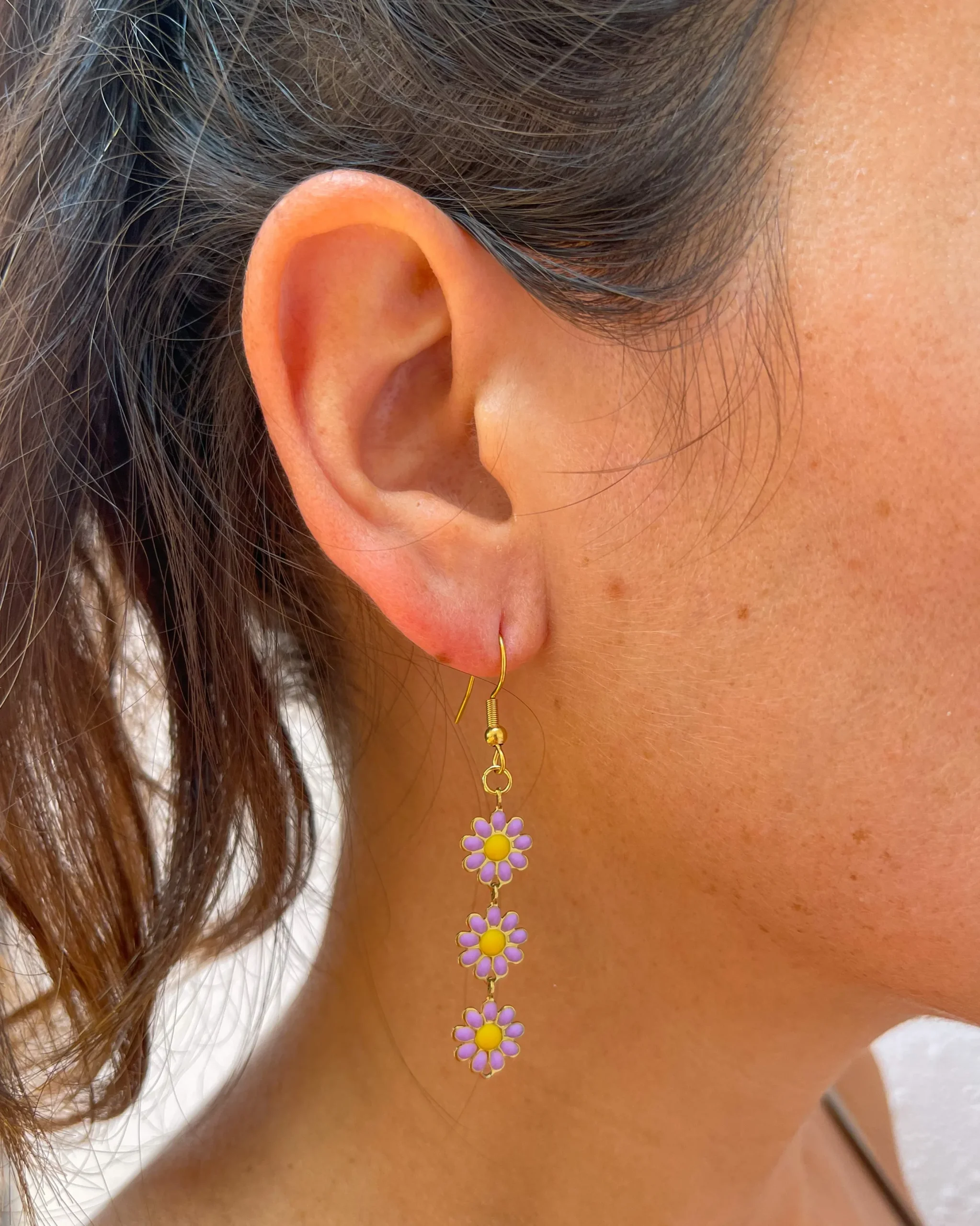 Pendientes margaritas lila