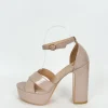 Sandalia plataforma charol nude