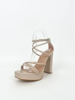 Sandalia plataforma cordón redondo nude