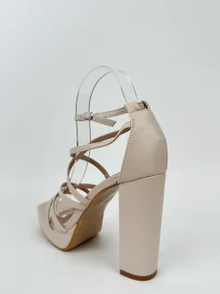 Sandalia tacon entrelazado nude