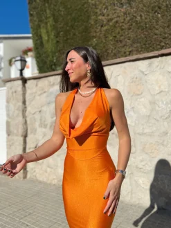 Vestido cascada largo naranja