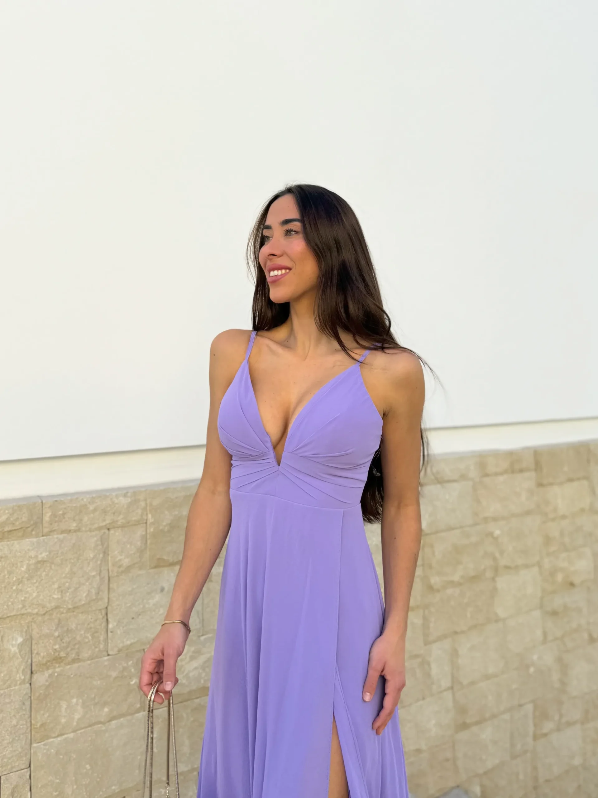 Vestido crepe pico lila