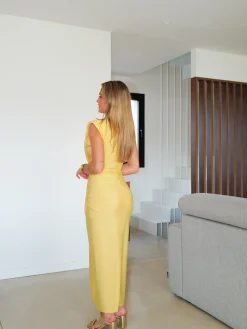 Vestido escote lazo amarillo