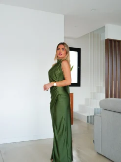 Vestido halter espalda lazo oliva