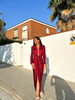 Vestido manga nudo vino