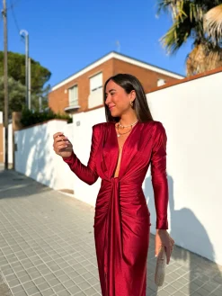 Vestido manga nudo vino