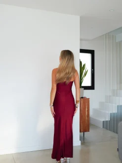 Vestido midi cut escote lazos burdeos