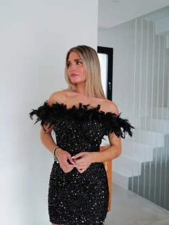 Vestido mini plumas glitter negro