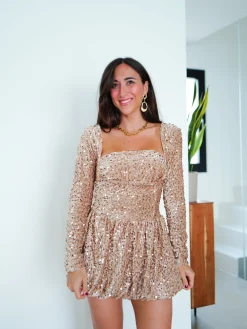 Vestido pomposo velvet lentejuela beige