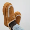 Zueco plataforma bordado camel